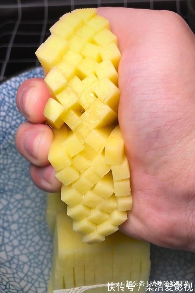 土豆|土豆加番茄,“双C”齐下,吃出正能量,活出年轻味儿!