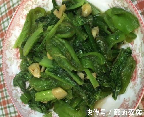 小馋猫|晚饭吃它等于“天然泻药”，百吃不腻，隔夜排便，口臭没了，越吃越瘦