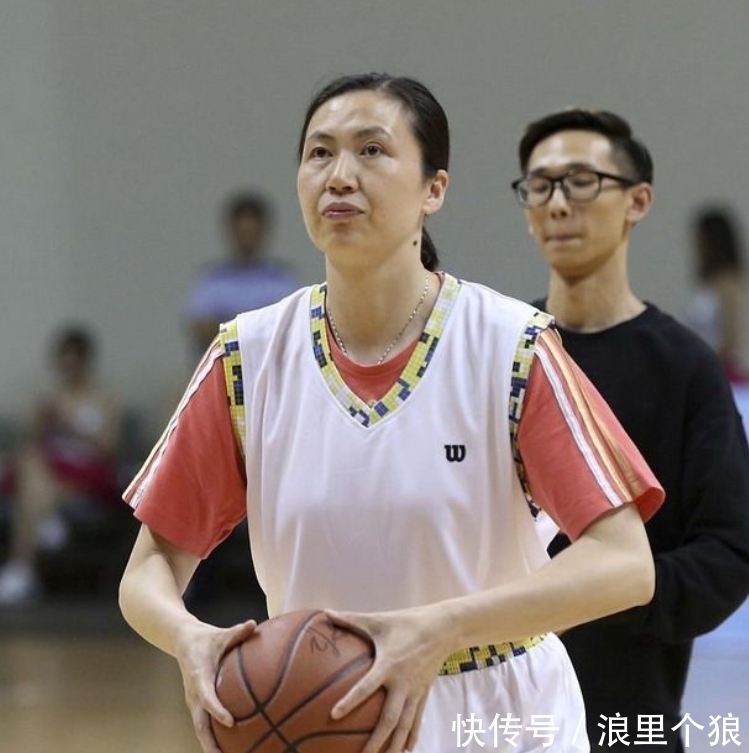 按摩|“女排”周苏红:离婚那天挥泪与前夫告别,以后我们做姐弟
