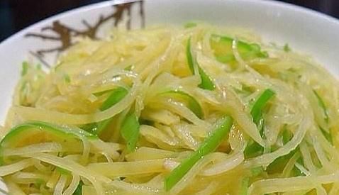 土豆可以|土豆和此物一起炒,小肚子平了,皱纹淡了,皮肤细腻有光泽!