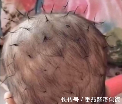 宝宝|好无聊的妈妈,自作主张给宝宝设计了一个发型,真是亲生的