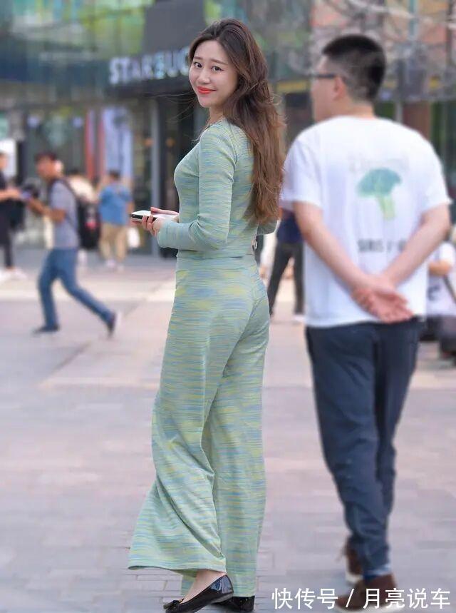 穿搭|打底裤让你占领时尚前端,随便搭配出显瘦身材,好看又不简单