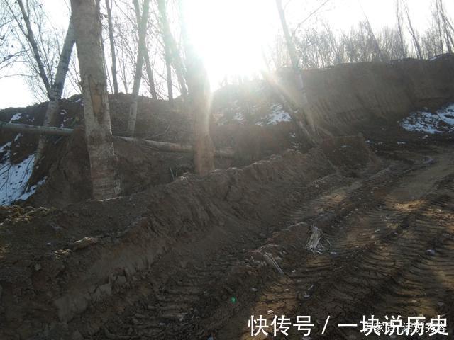 忻州|忻州五台县某房地产建筑垃圾倾倒致国有森林公园被曝光