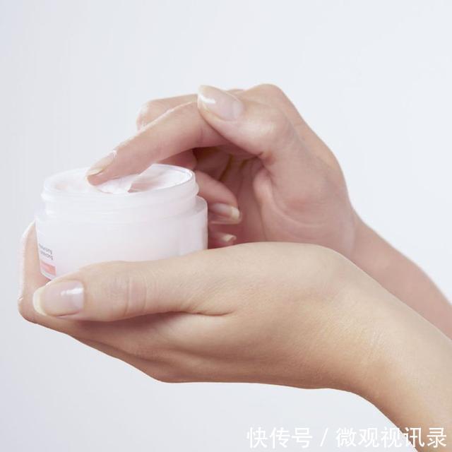 误区|你的护肤步骤正确吗大部分人都会犯的8个护肤误区,一定要避免