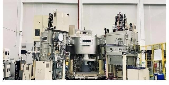 背光层|日本蒸镀机,从一台7亿需排队购买,到中国量产供应