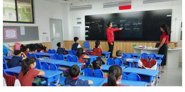 板书|北京教委发布新通知，正式规定老师须“手写板书”，家长欢呼雀跃