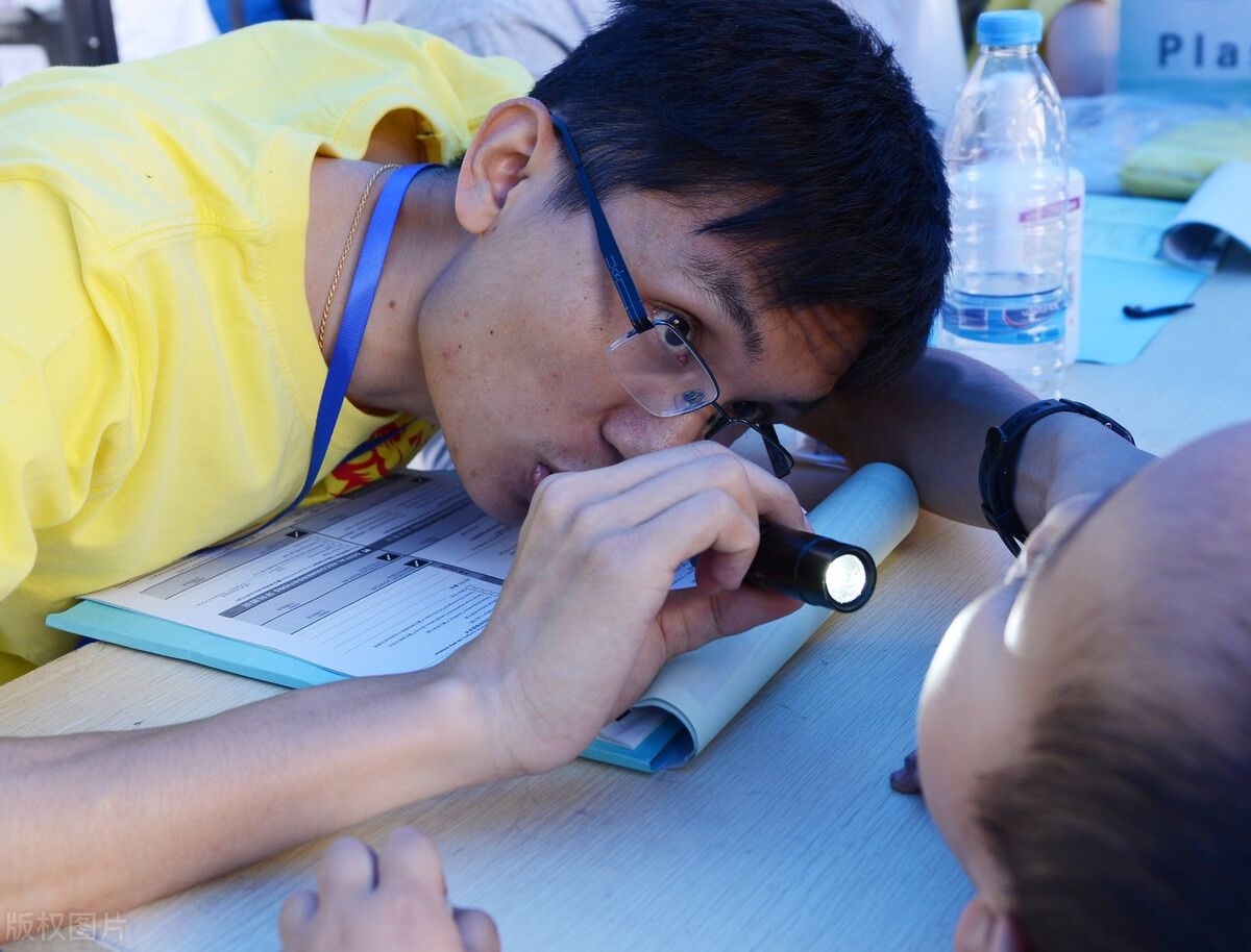 训练|轻度腭裂的宝宝需要哪些评估，才能进行语言训练