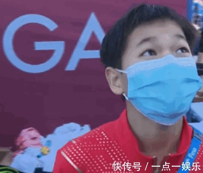 阿布扎比|全红婵俏皮狂秀剪刀手风靡阿布扎比,泳联主席:为她自豪!