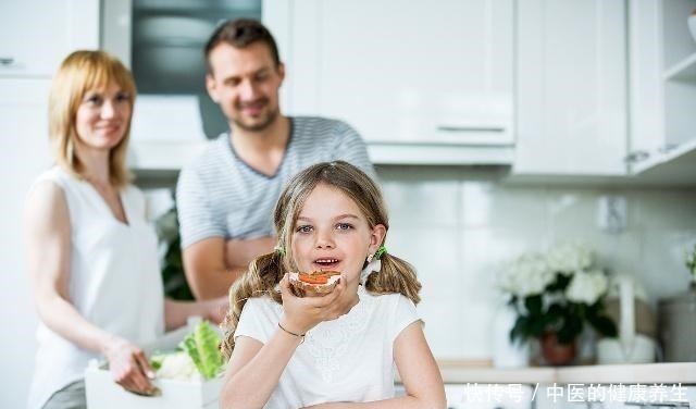 二胎政策|不管是一个孩子还是两个孩子,二十年后,这样的家庭幸福度高!