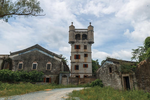 广东古建筑最多的县，曾被剧组和游客挤破门槛，如今为何门庭冷落