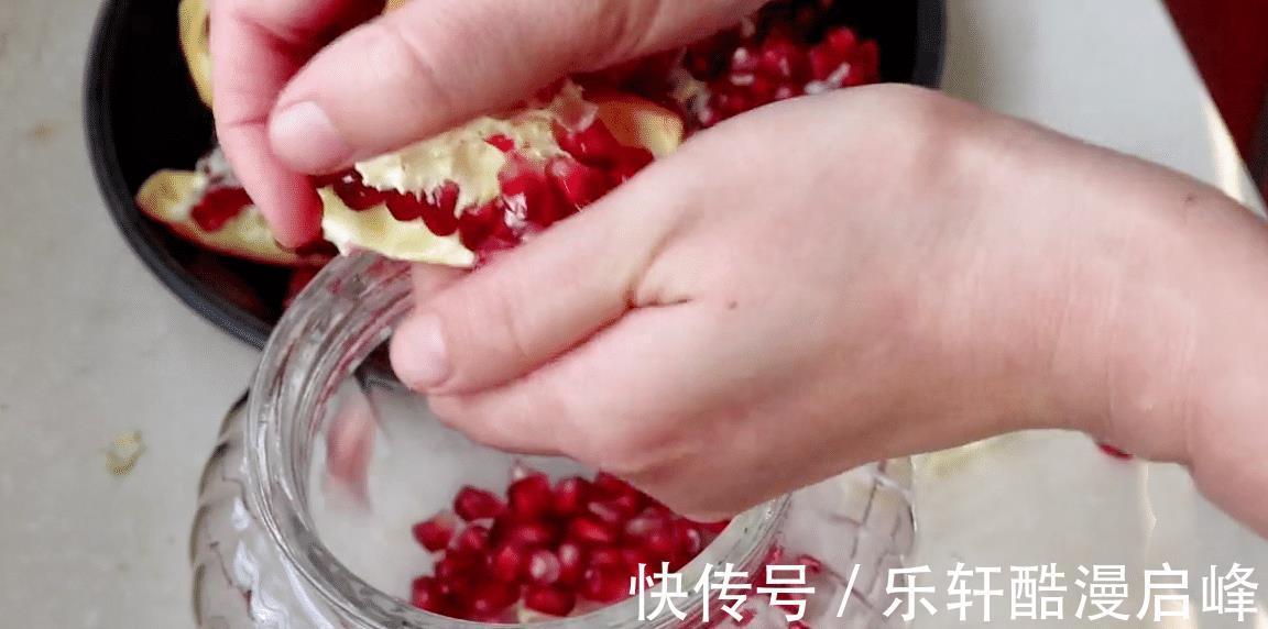 搅拌均匀|中秋来临，这8种“秋果”要多吃，家人团圆必备，降燥润肺两不误