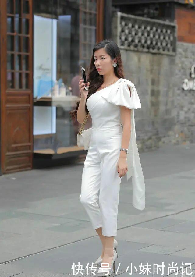 有了“托腹裤”,谁还穿阔腿裤,时髦又修身,微胖女士也不放过