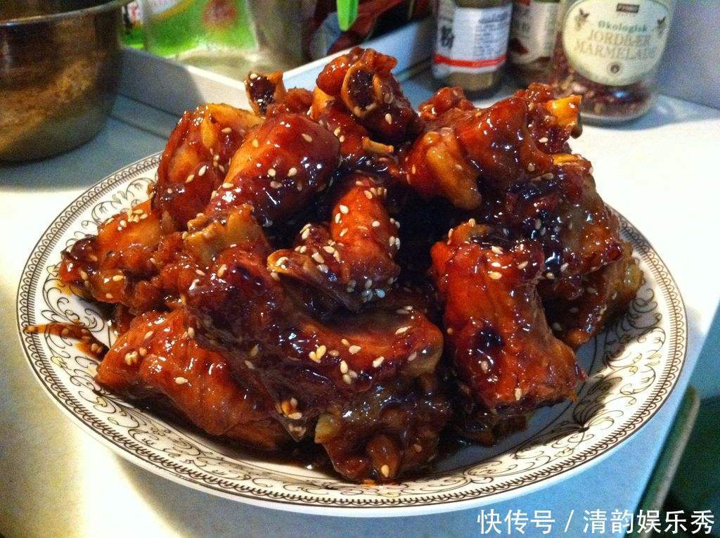 酸甜|做糖醋排骨,别只加糖和醋,多加这2味料,排骨香酥酸甜,不油腻