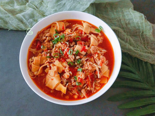 冬天最爱的下饭菜,一锅全吃光,汤汁都不剩,太费米饭了