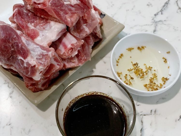 别只知道糖醋排骨，自制桂花香排，香味浓郁看着就想吃