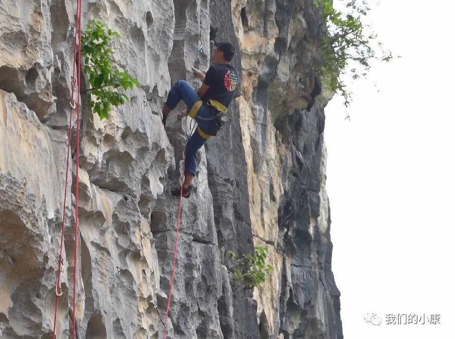 从深度贫困县到中国首个攀岩小镇悬崖峭壁也能变身金山银山