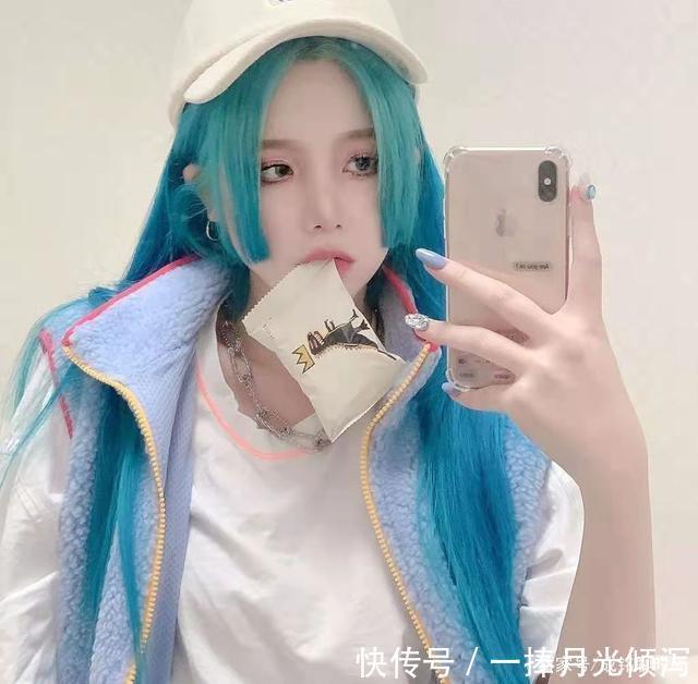 2021年最火的潮发色,造型雷人又辣眼睛,颜色就连发型师都认不全