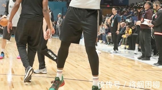 nato 信库里得永生！安德玛满眼都是库里，连恩比德也要变成库里了