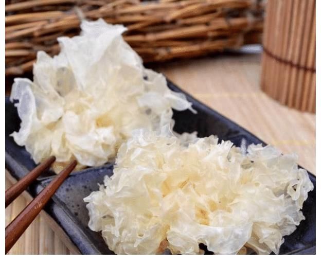 银耳粥|20年糖水店老板，公开自己的秘诀，多加这1步，银耳15分钟就出胶