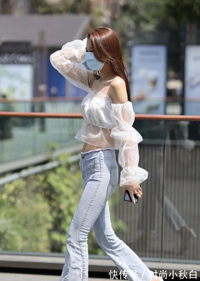 泡泡裤|时尚复古泡泡袖,搭配喇叭牛仔裤,时尚大气又不失档次!