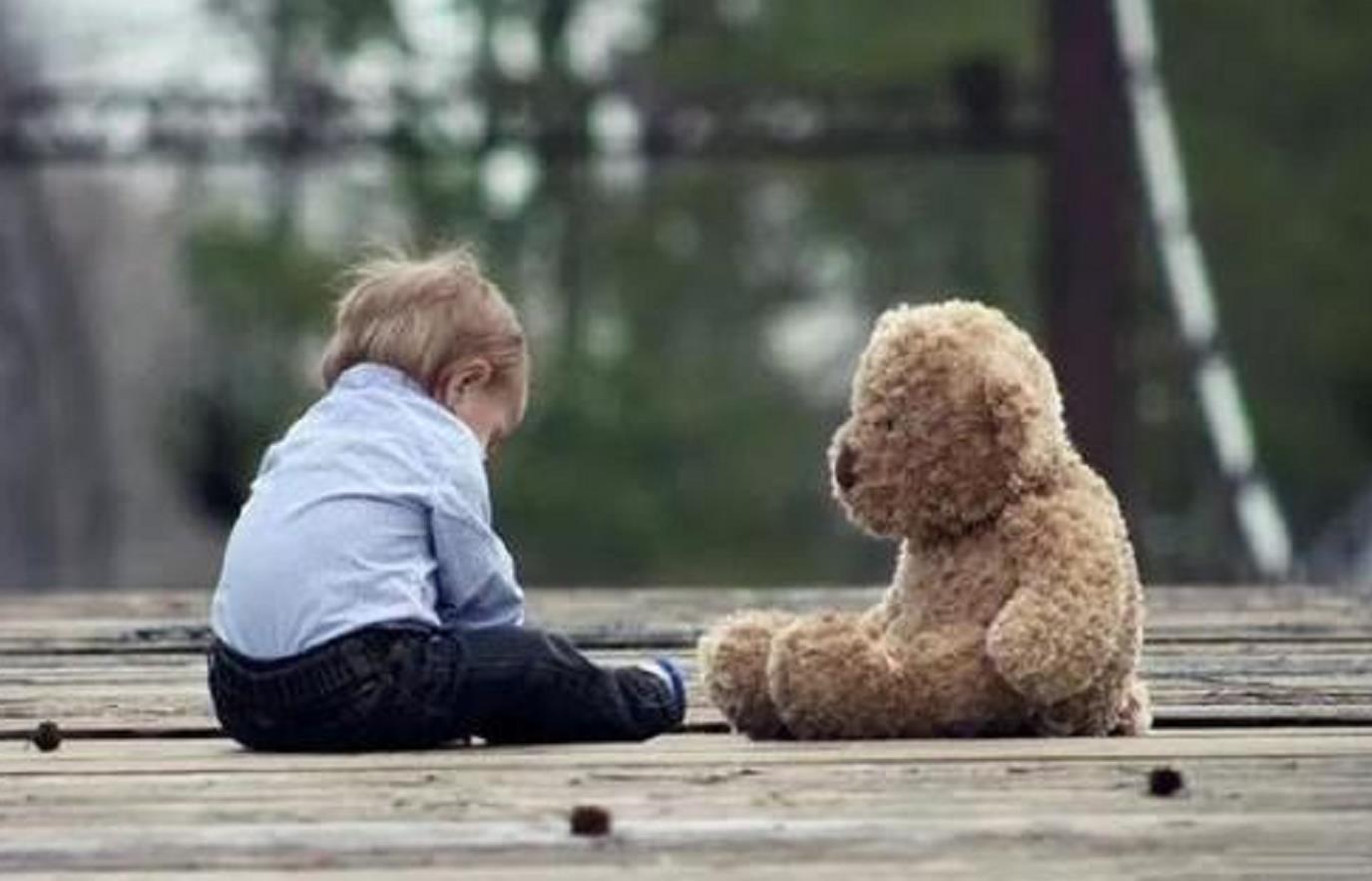 寄宿学校|“再苦我也不让孩子住校”,白岩松的一番话,揭开寄宿学校的危害