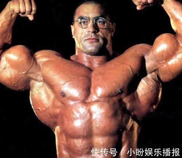 纳赛尔|非常强健的博士，戴着眼镜去健身，直言健美黑料