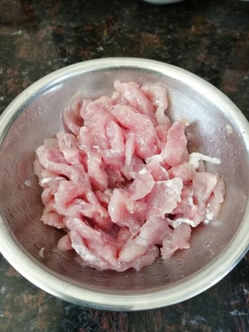 简简单单也不失美味~~木耳炒肉丝