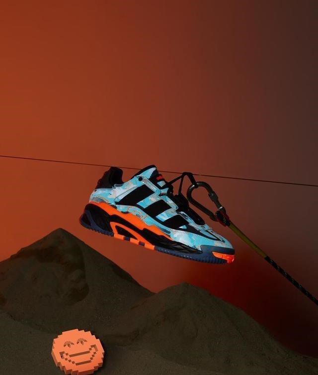 rivalry 满满街头气息!adidas推出全新笑脸迷彩系列!