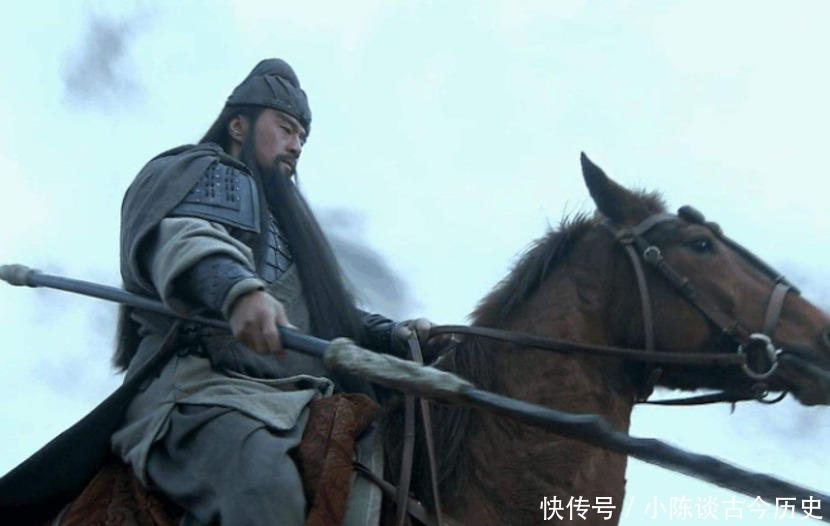 赵云|关羽为何看不起马超和黄忠，对于赵云却从不轻视，这是为何？