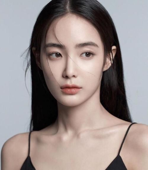 眉毛|有这4个特征是天生的“美人脸”,能中2个颜值就不低,素颜更好看