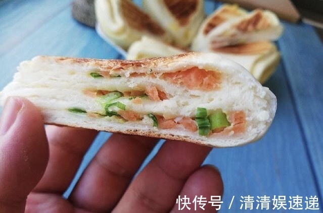 早餐别再吃馒头了，教你如此做，外酥里软，一出锅都抢着吃