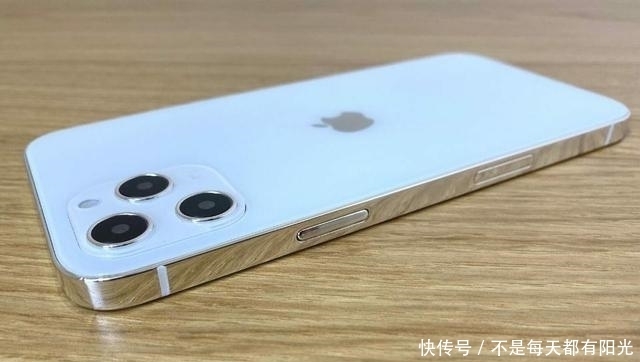 iphone12p|iphone12p和12区别大吗？为一个摄像头多花2千值吗？