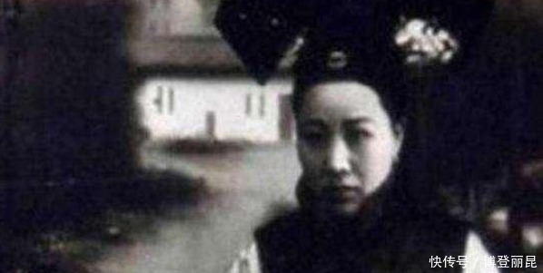 真实|真实晚清照片，皇帝奶妈颜值高，最后一张是镜子里面的慈禧太后