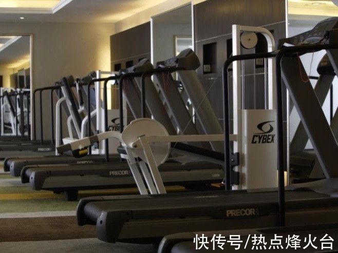 私教们|健身套路如何防？女子网贷60万买私教课，每月还贷约4万