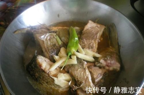 鲜嫩|不管炖啥鱼，不要放醋和酒！大厨教你这样做，鱼肉鲜嫩入味，不腥
