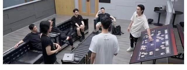 四公|《披哥》四公李承鉉陣營內“火藥味十足”，他這么強勢真的好嗎？