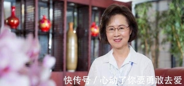 诗经|师生恋意外怀孕,本想打掉却因是龙凤胎作罢,女儿后来成了大名人