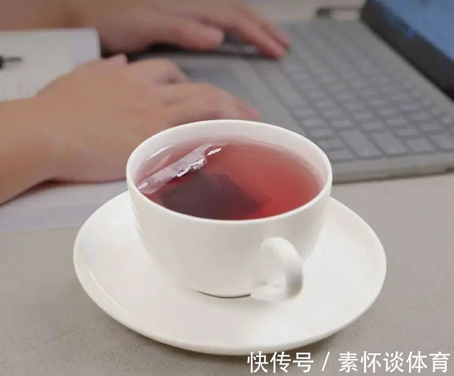 女人|女人衰老时，会出现7大迹象，若一个不占，恭喜，比同龄人更年轻