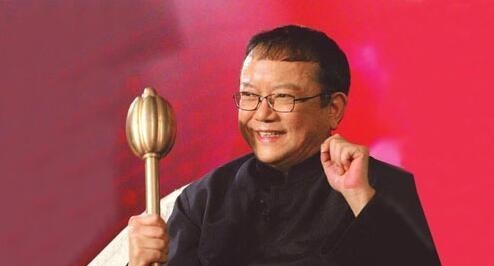 鑒寶節(jié)目|王剛砸寶事件后，節(jié)目組也被停止，多年后卻被曝出內(nèi)幕！