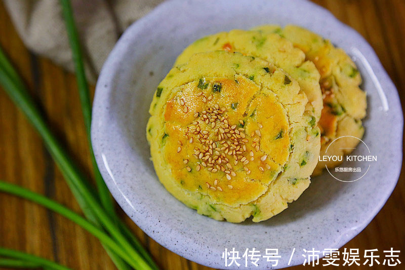 做法|看一眼就会的酥饼做法,一点糖没放,入口即化,比买的好吃许多