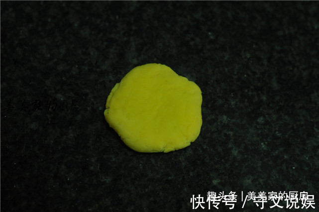 玉米面|家里有玉米面的试试此做法，细腻蓬松，口感香甜，比肉包子香