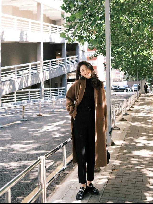 雷区 大衣内搭穿什么?一定要记住三个要点,避免碰到雷区,才能变好看