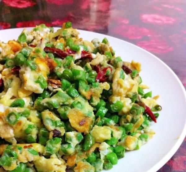  排毒|人到中年坚持吃四种食物，补充营养、排毒养颜，早吃早好