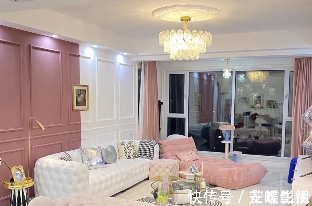台面|女主128㎡新居,色彩碰撞带来的新颖浪漫体验,引得上万网友收藏