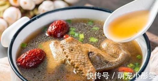 一鸽胜九鸡,鸽子汤怎样做才好喝?试试此做法,肉嫩汤鲜,太香了