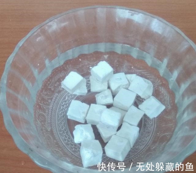 养胃|茯苓红豆薏米粥，健脾养胃，好喝又健康！