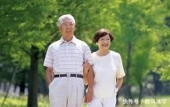 跑步|每天跑步五公里和走路五公里相比，哪个更伤膝盖？告诉你答案