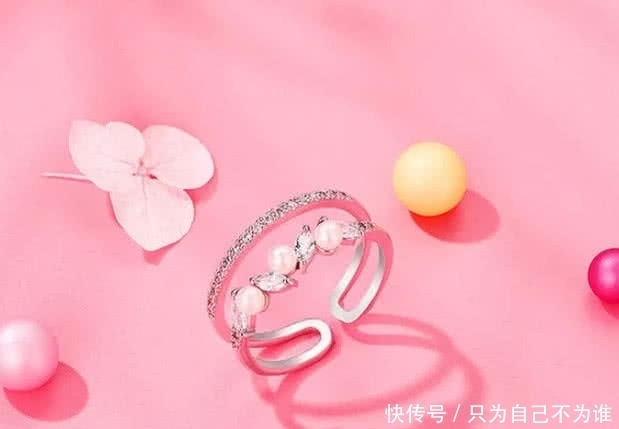 3款戒指,你最想戴上哪一个?测试你会不会越来越美!