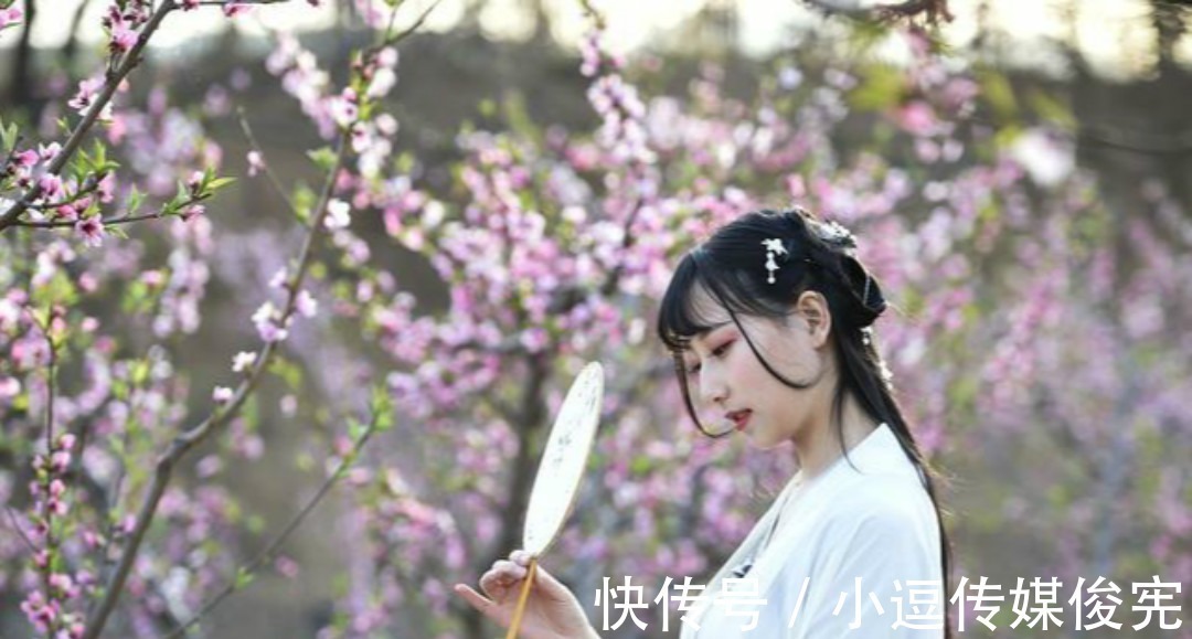 汤显祖@唐朝痴情才子对初恋一往情深,写下的这首爱情诗,每一句都很感人