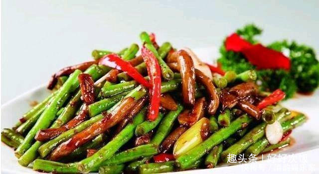 清蒸|简单家常菜清蒸炉鸭,凉拌鸭丝,清蒸鱼排,茶树菇炒豆角